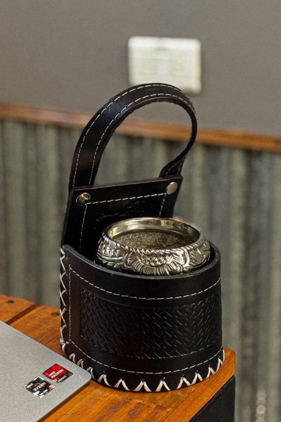 Producto - PORTAMATE DE CUERO PARA AUTOS