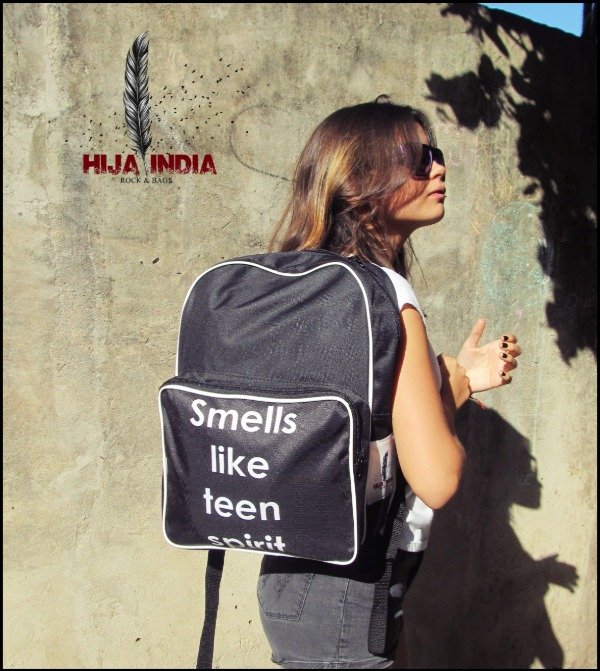 Producto - Mochila "Smells Like" - 2