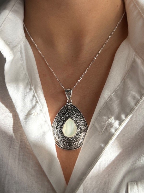 Producto - Collar bali gota nacar - 1