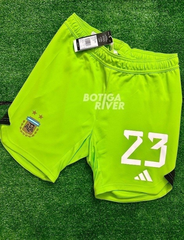 Producto - SHORT DIBU MARTÍNEZ PROFESIONAL FINAL MUNDIAL QATAR 2022 - (M/L)