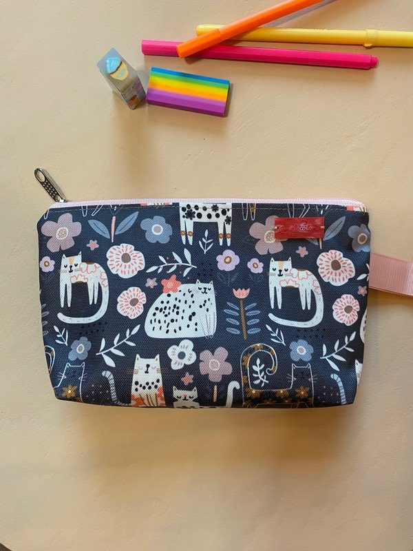 Producto - Cartuchera clásica gatitos