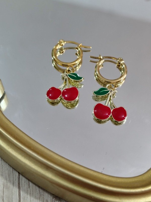 Producto - Argollita con dije de cereza AD