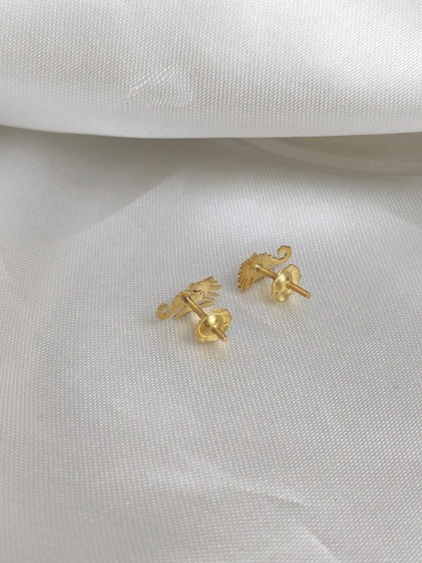 Producto - Aros Caballito de Mar Oro 18kt Cierre a Rosca - 3