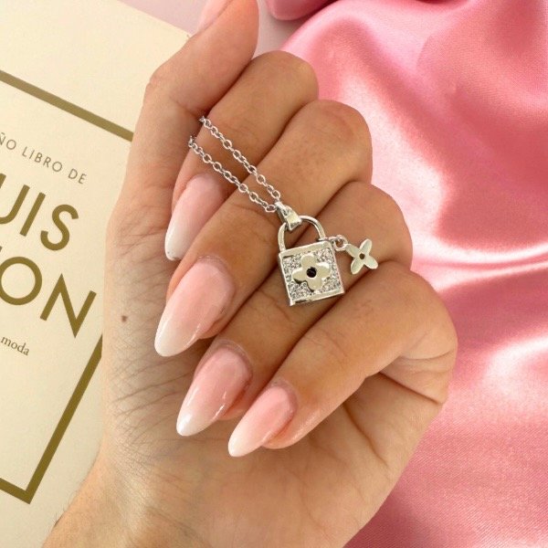 Producto - Collar dije candadito