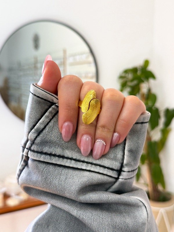 Producto - Anillo acero dorado gotas irregulares líneas