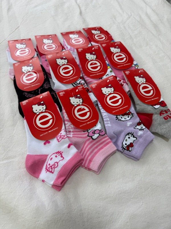 Producto - SOQUETE NIÑA HELLO KITTY T2 (24-26)