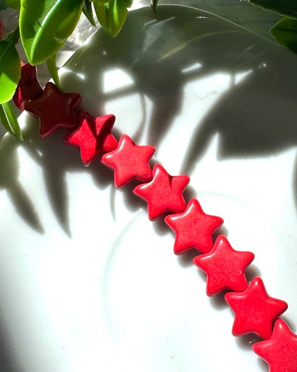 Producto - TIRA ESTRELLA PIEDRA 12MM ROJA