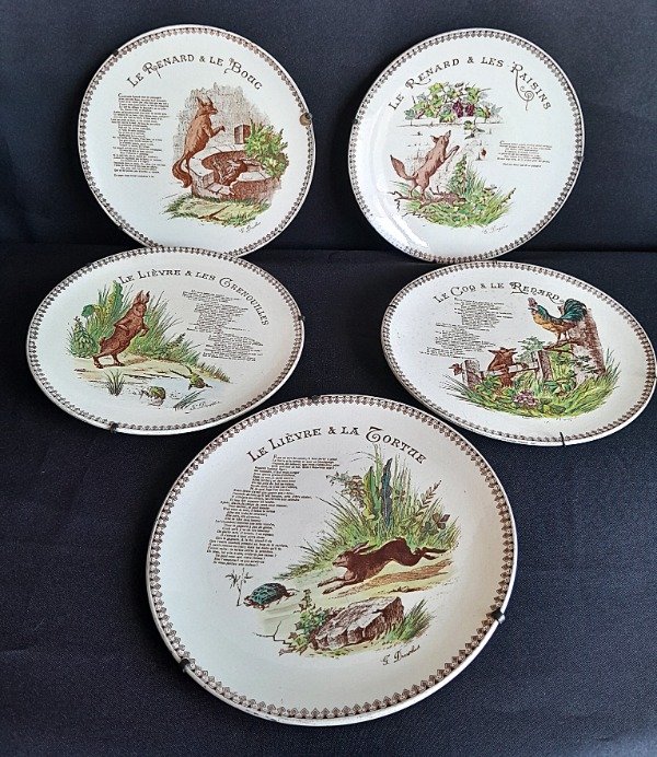 Producto - 5 platos de loza con las fábulas de La Fontaine