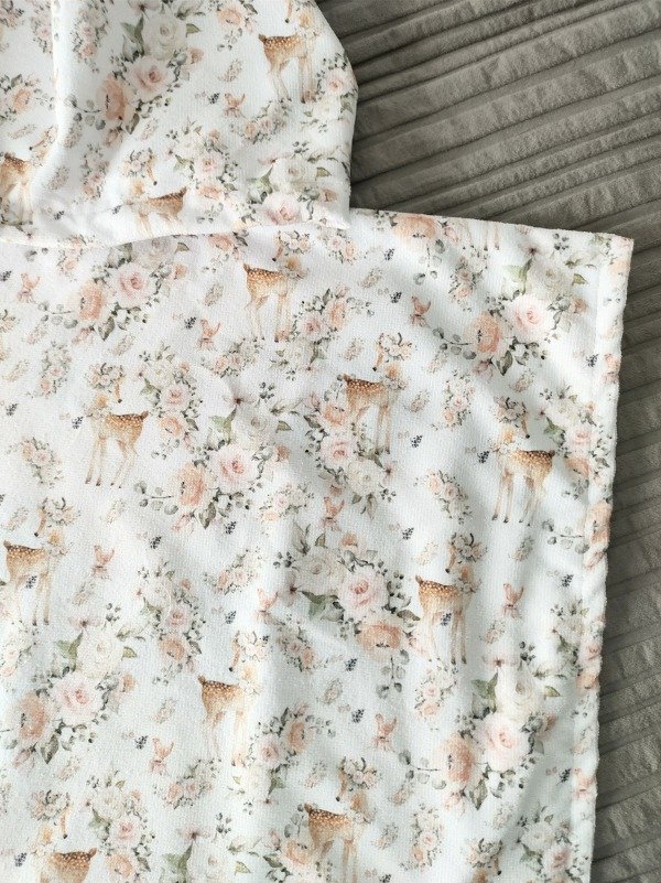 Producto - Ponchito Ciervos con flores