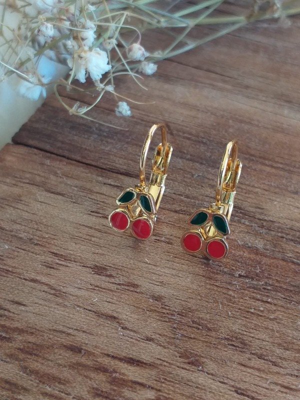 Producto - ADA0146 Brisura Cereza esmaltada