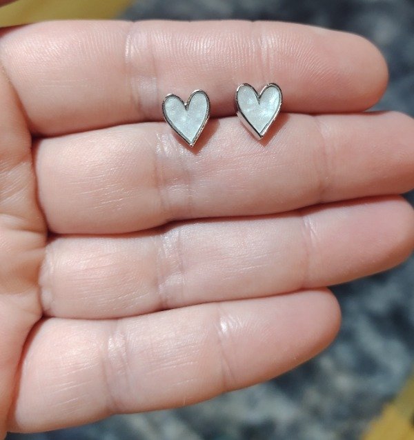Producto - Aros pasante corazon blanco