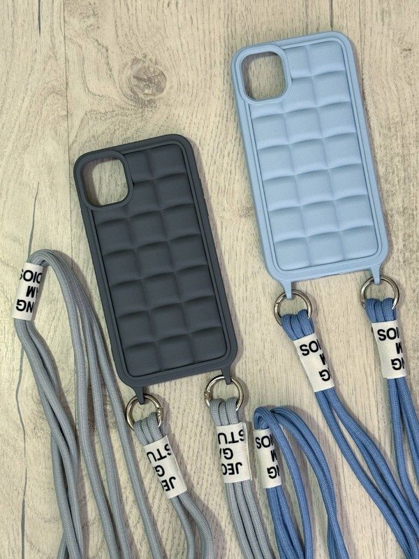 Producto - FUNDA TPU PUFFER CON CORREA IPHONE 11 - 0
