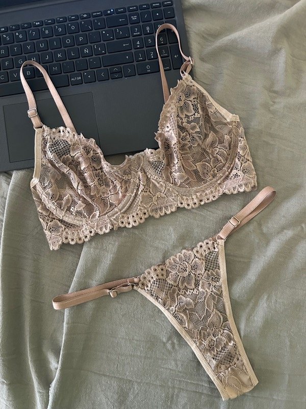 Producto - CONJUNTO CON ARO vison