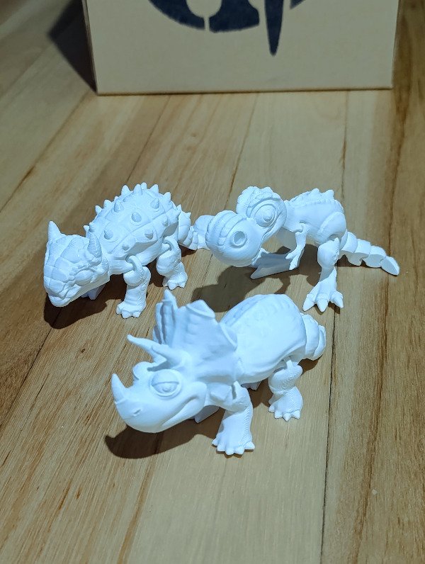 Producto - 3 Figuras Para Pintar Dinosaurios Articulados