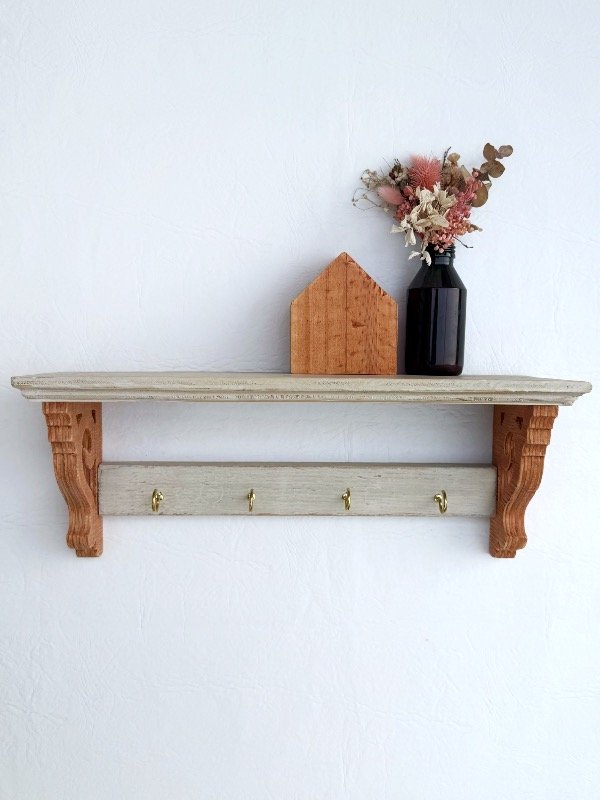 Producto - Repisita colonial + percherito