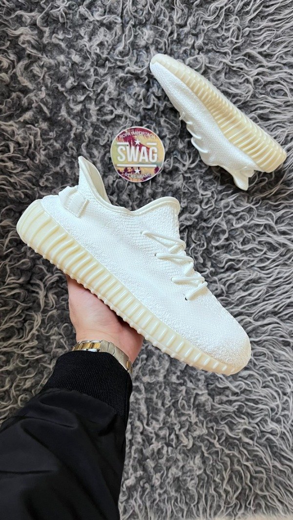 Producto - YEEZY BOOST 350 V2 CREAM