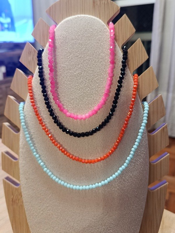 Producto - Collar de colores finito