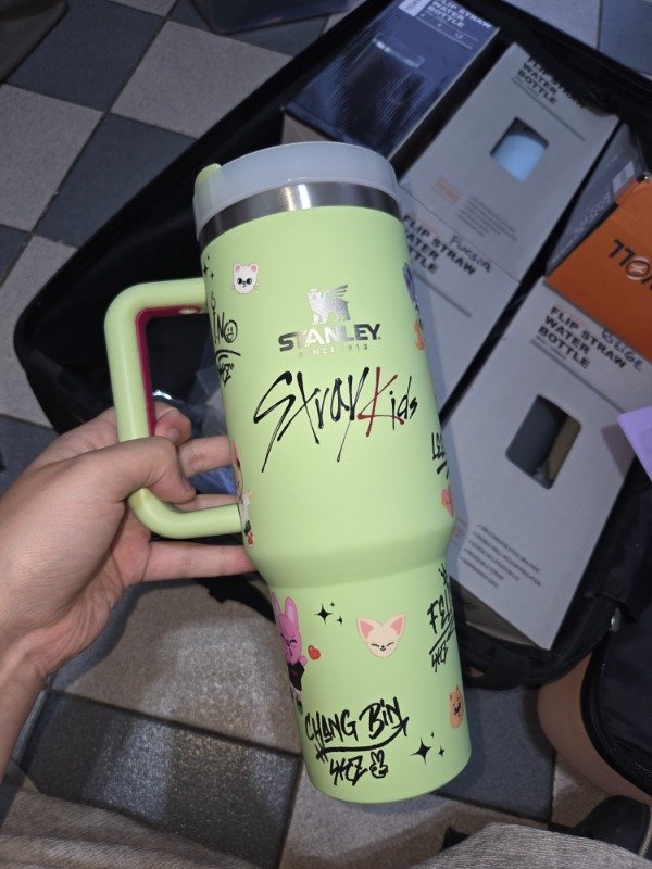 Producto - QUENCHERS SKZOO