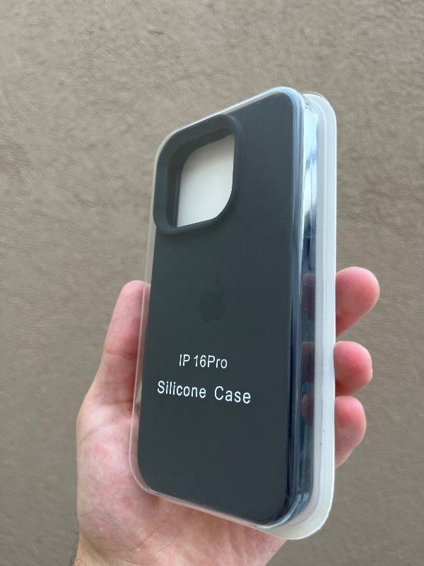 Producto - Silicone 16 pro negra grafito