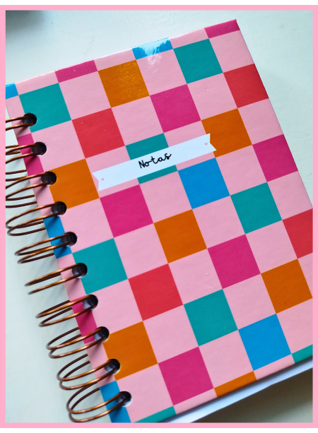 Producto - Cuaderno anillado - modelo Cuadritos coloridos