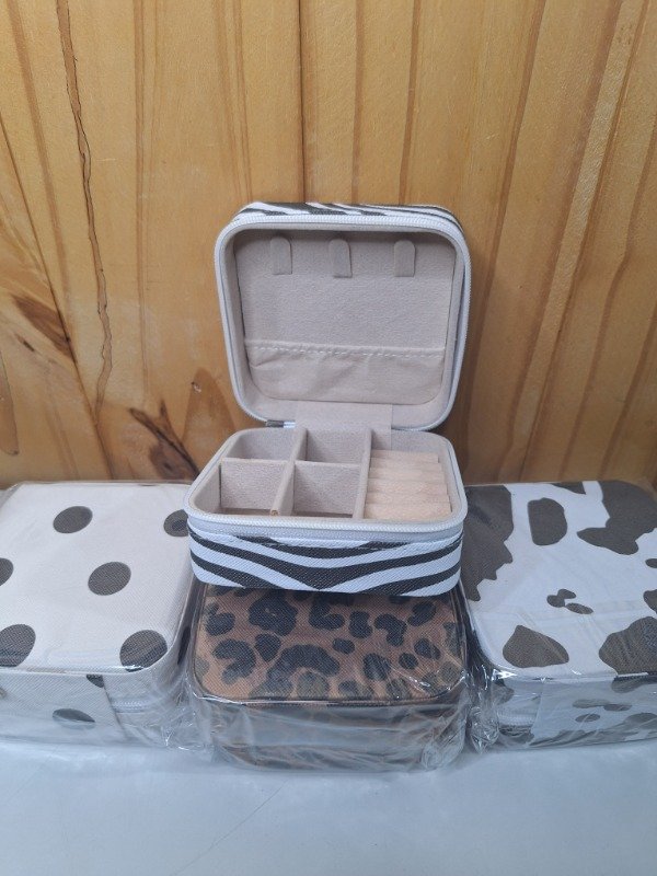 Producto - Alhajero animal print