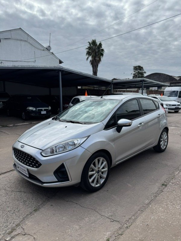 Ford Fiesta SE Plus Powershift 2018 en venta – Centenario Automotores