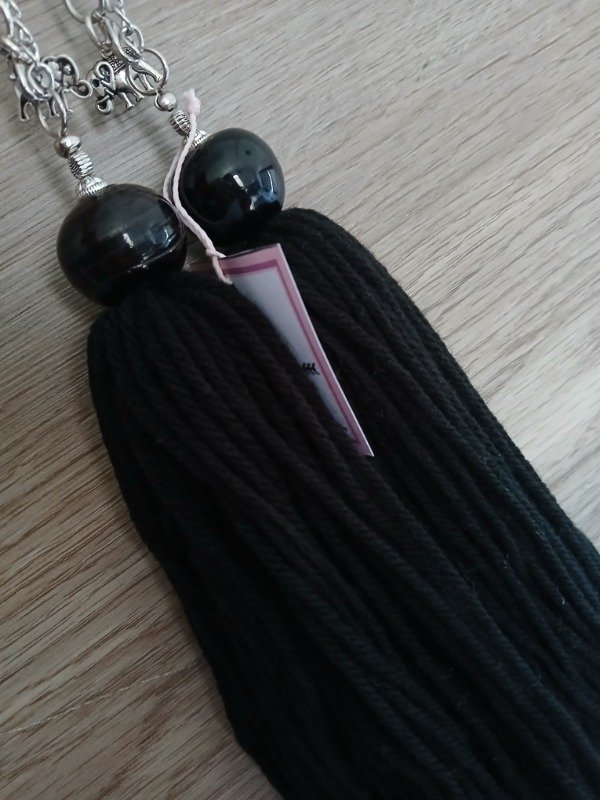 Producto - Sujetador de cortinas Tierra 1