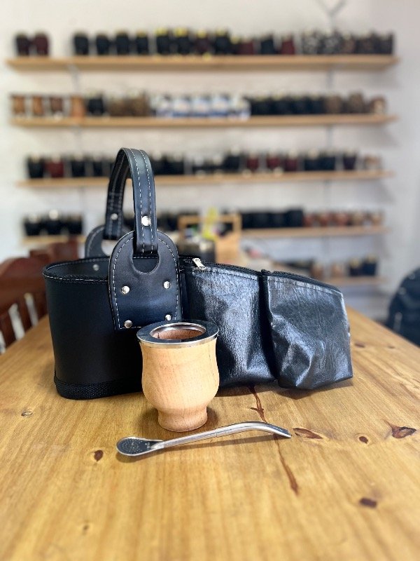 Producto - KIT CON CAMIONERO DE ALGARROBO