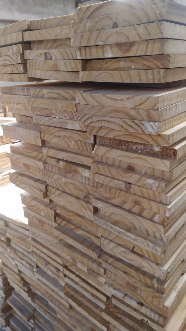 Tabla de Pino Cepillada 1x8x3.05 mts Machimbres Córdoba