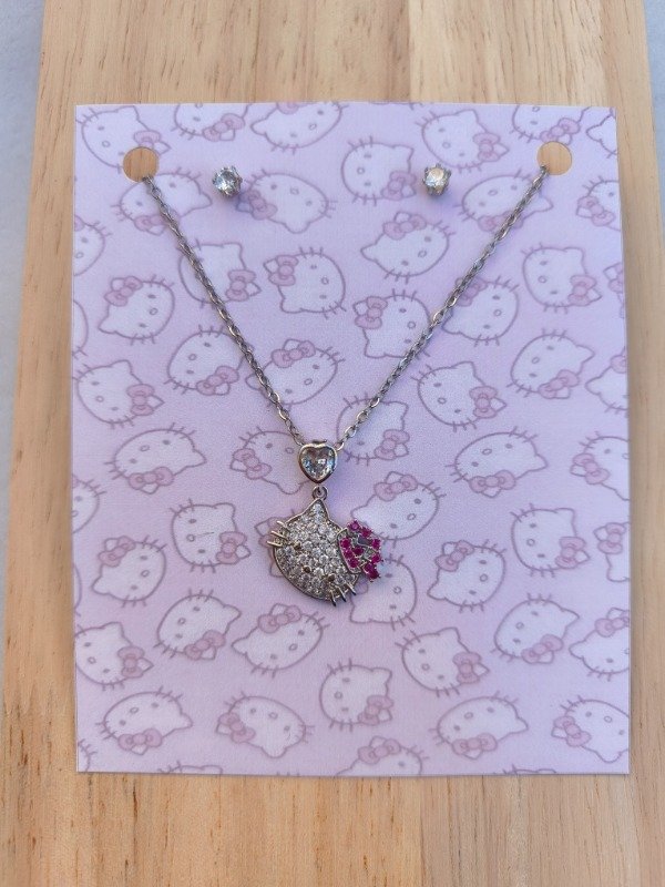 Producto - Collar Kitty corona rosa + aritos plateado - 0
