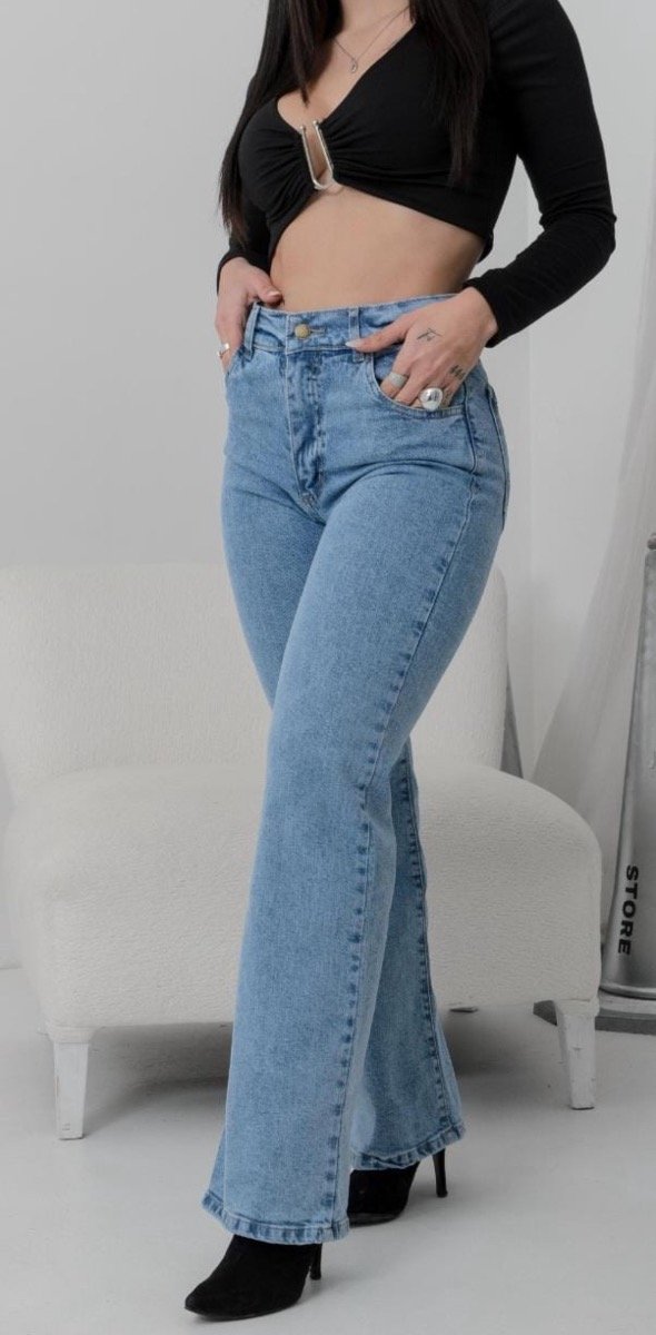 Producto - Wideleg Preta
