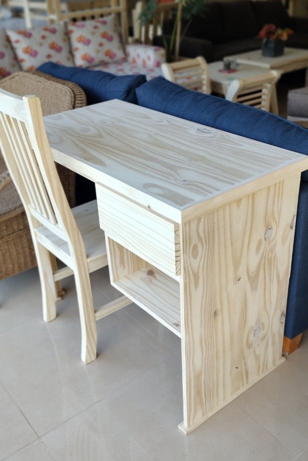 Producto - Escritorio Sureño Lateral Abierto C/ Cajón. 100x50x80cm.