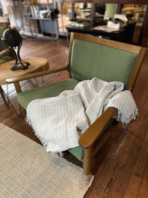 Producto - PAR DE SILLONES NÓRDICOS GREEN / M: 84 CM X 64 CM X 73 CM/ A PEDIDO