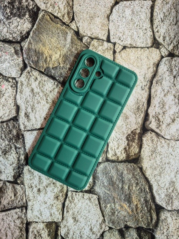 Producto - Funda puffer chocolate Samsung A56 verde