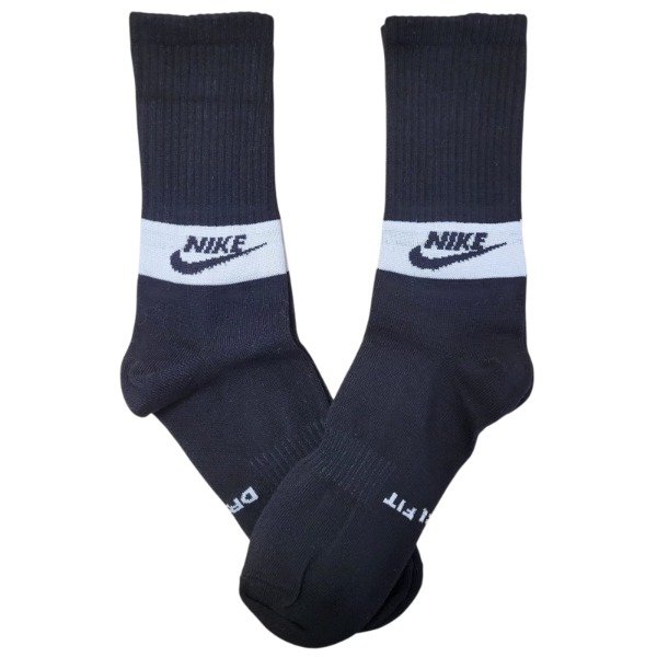 Producto - Nike dry fit canaleta franja blanca