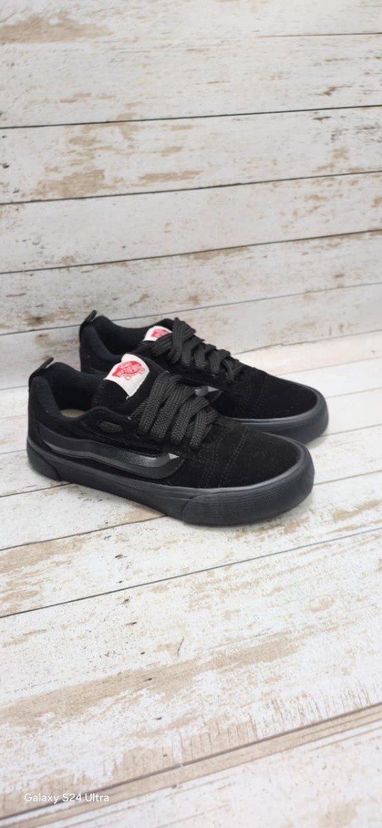 Producto - vans knu total black del 36 al 40 - 0