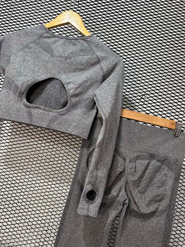 Producto - Set largo gris CLEA TM - 6