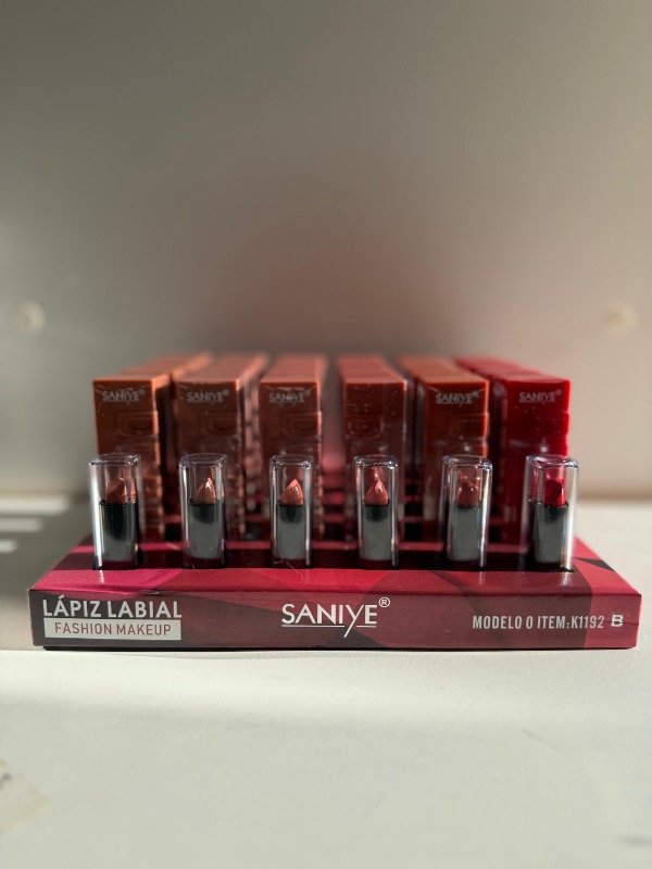 Producto - Labial MATE BARRA SANIYE