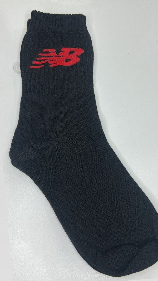 Producto - MEDIA 3/4 NB NEGRA LOGO ROJO