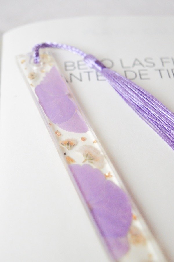 Producto - Marca Página Violeta