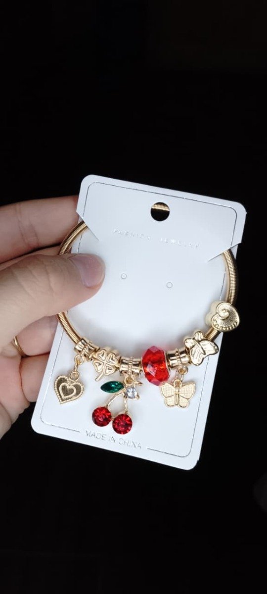 Producto - Pandoras Doradas
