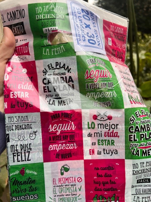 Producto - 50 bolsas riñón 20x30 frases colores