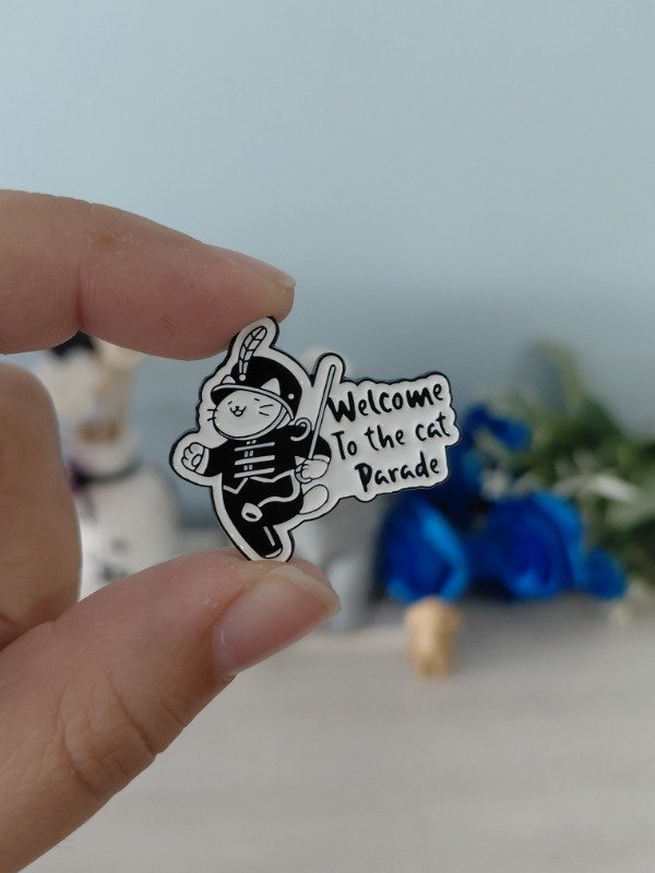 Producto - Pin metalizado - Welcome to the cat parade #0550