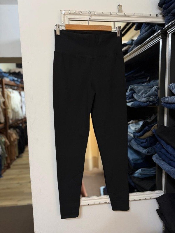 Producto - CALZA ALGODON CHUPIN NEGRA CLASICA