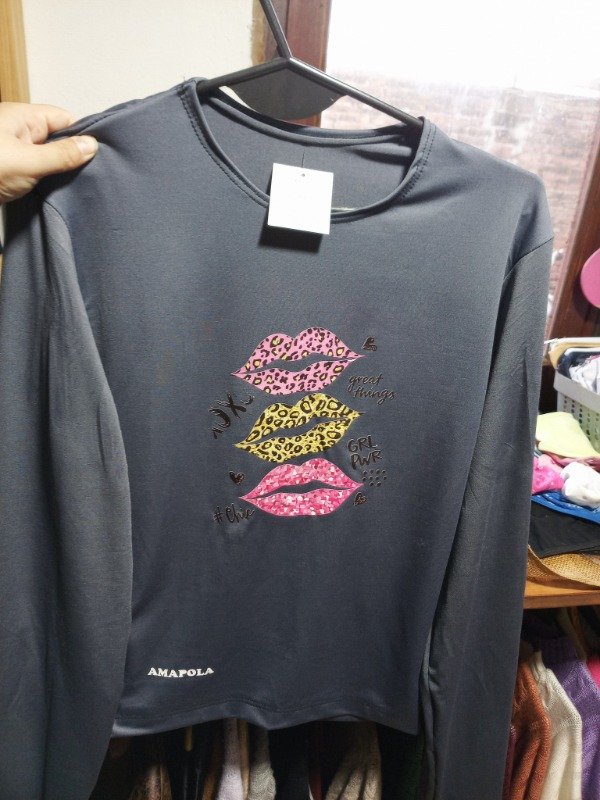 Producto - Remera besos - 1