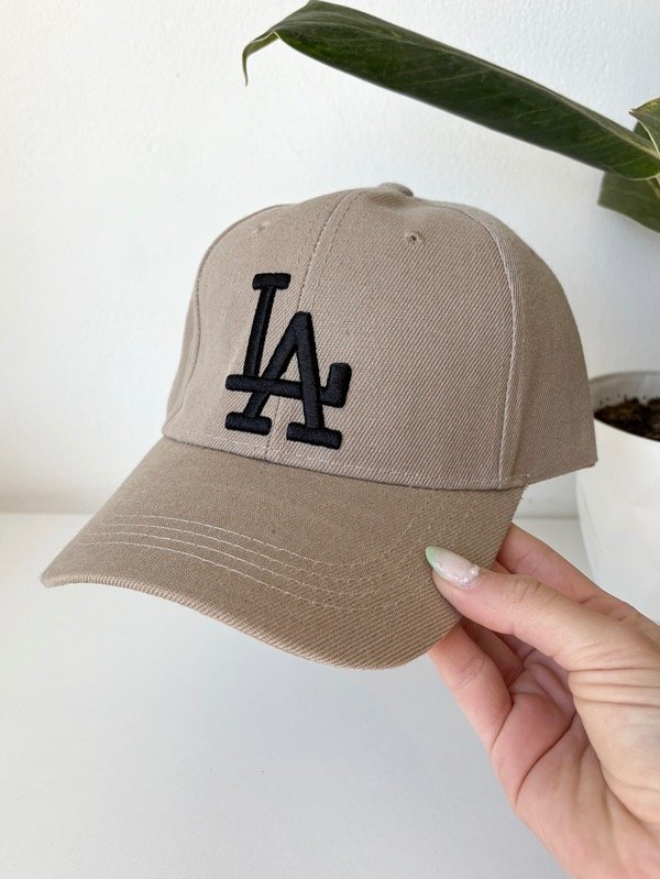 Producto - Gorra LA (visón)