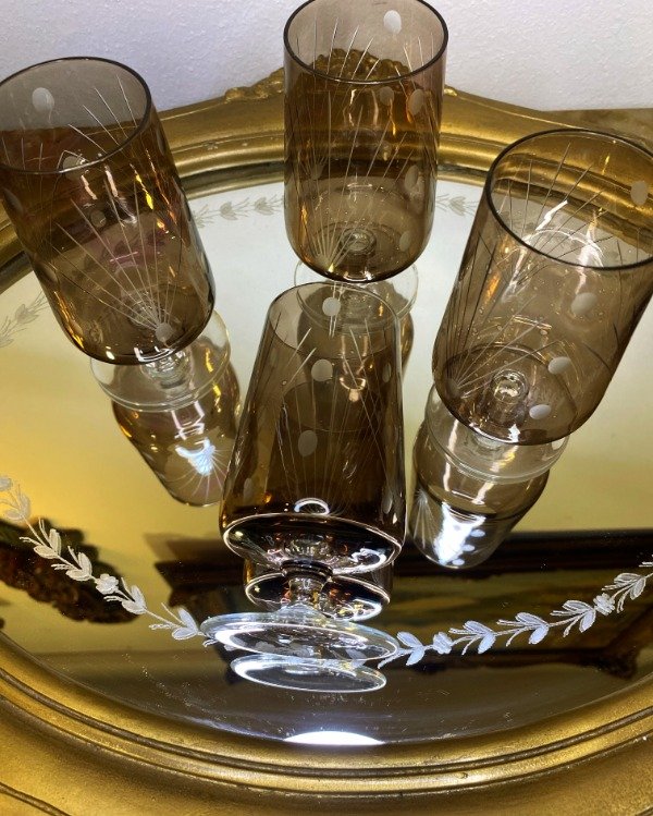 Producto - Juego De 4 Copas De Cristal Gris