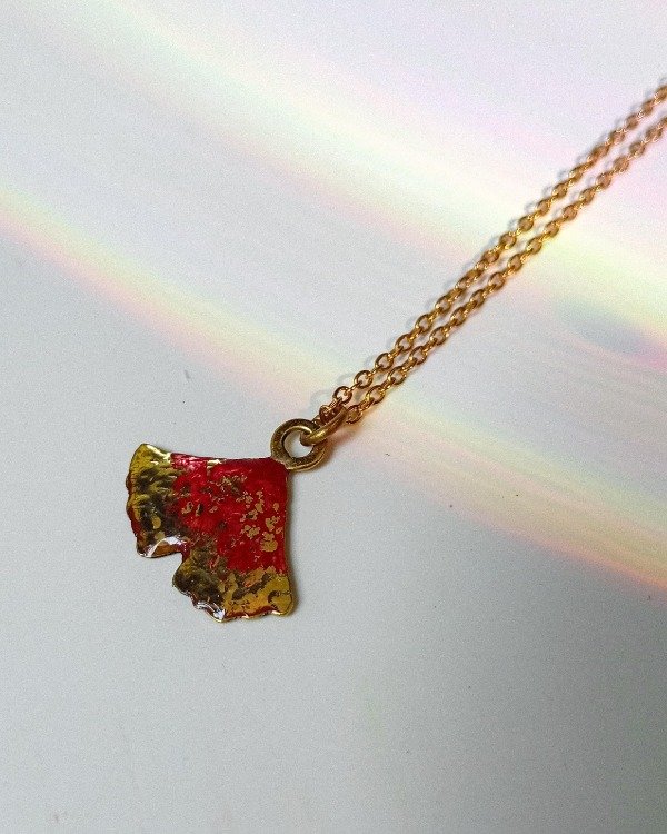 Producto - Collar Ginkgo (rojo y dorado)
