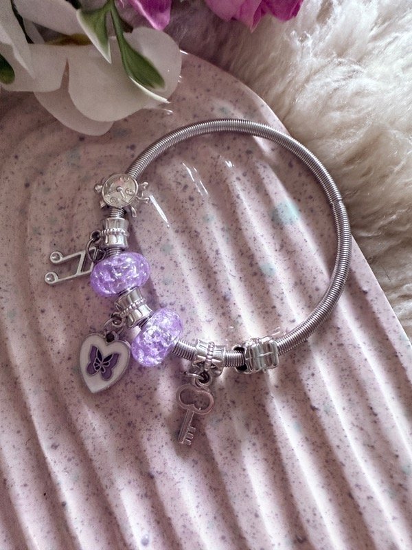 Producto - Pulsera con Charms corazon dentro mariposa