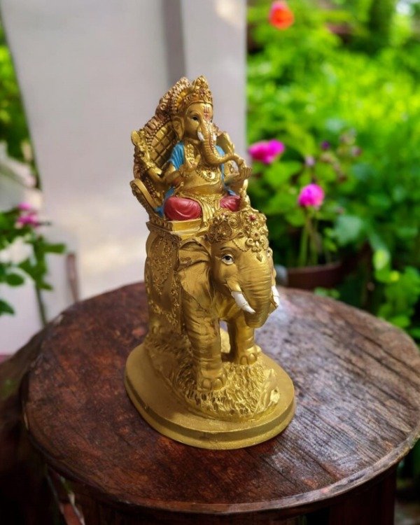 Producto - Ganesha Sobre Elefante Hindú